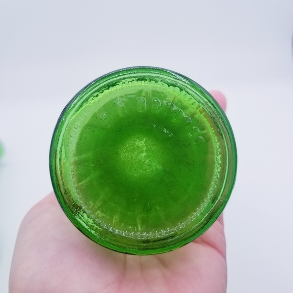 Vintage E.O. Brody Co Emerald Green Glass Bud Vases Diamond Pattern 7-1/2" - Picture 7 of 7